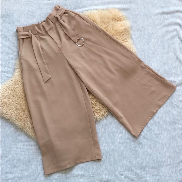 NWT Lush Wide Leg Cropped Pants - Picture 2 of 7